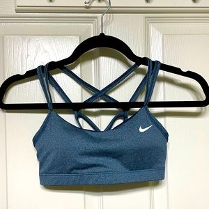 NWOT Nike Sports Bra